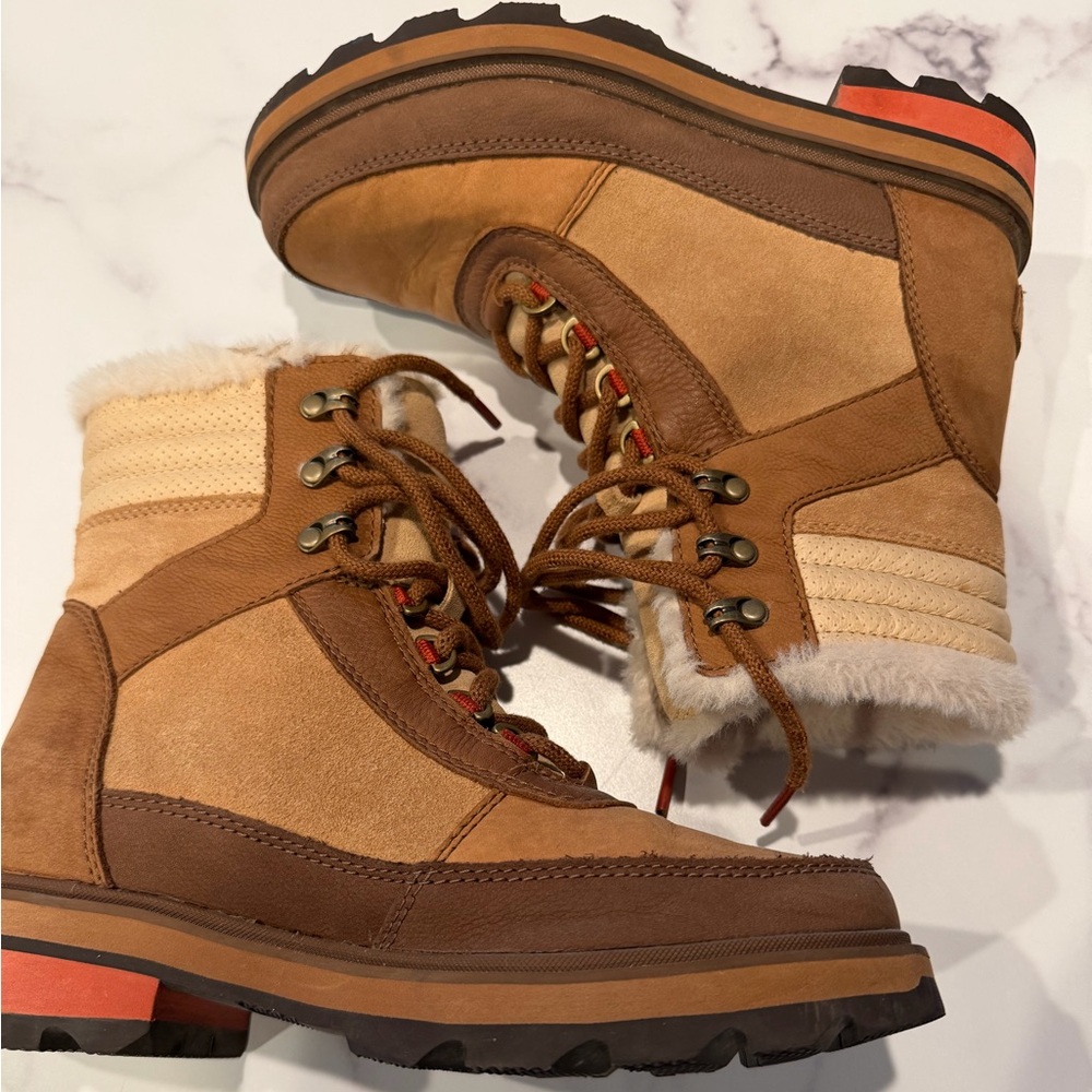 Lennox Lace Cozy Stkd Boots Size 8 🥾